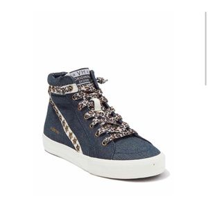 NWT Vintage Havana High Top Sneakers 👟